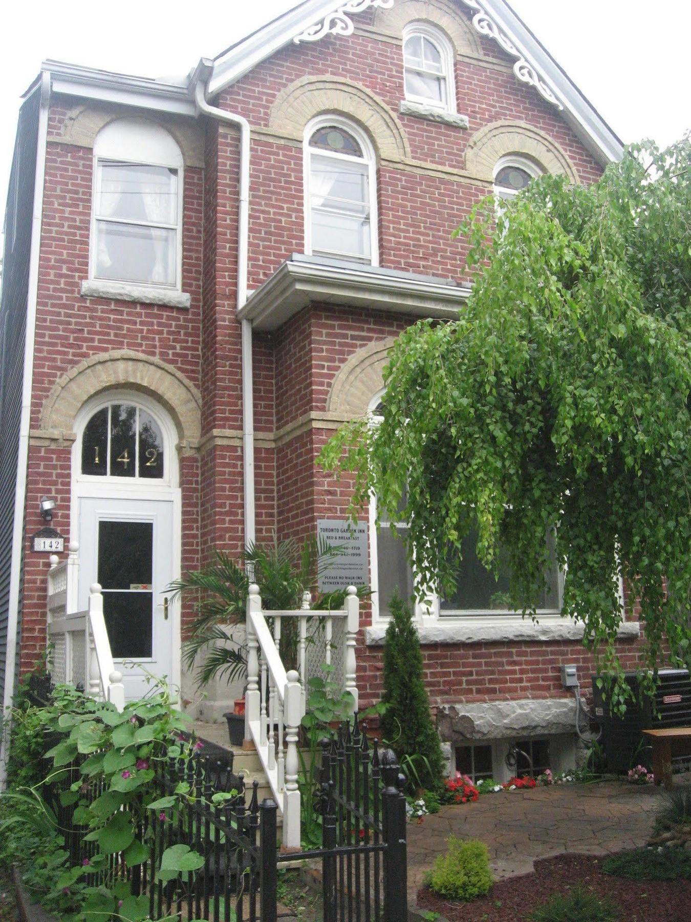 Toronto Garden Inn Luaran gambar
