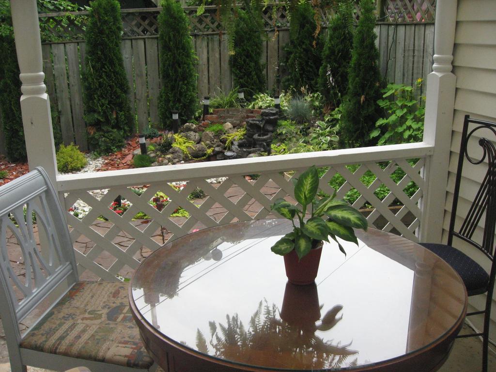 Toronto Garden Inn Luaran gambar